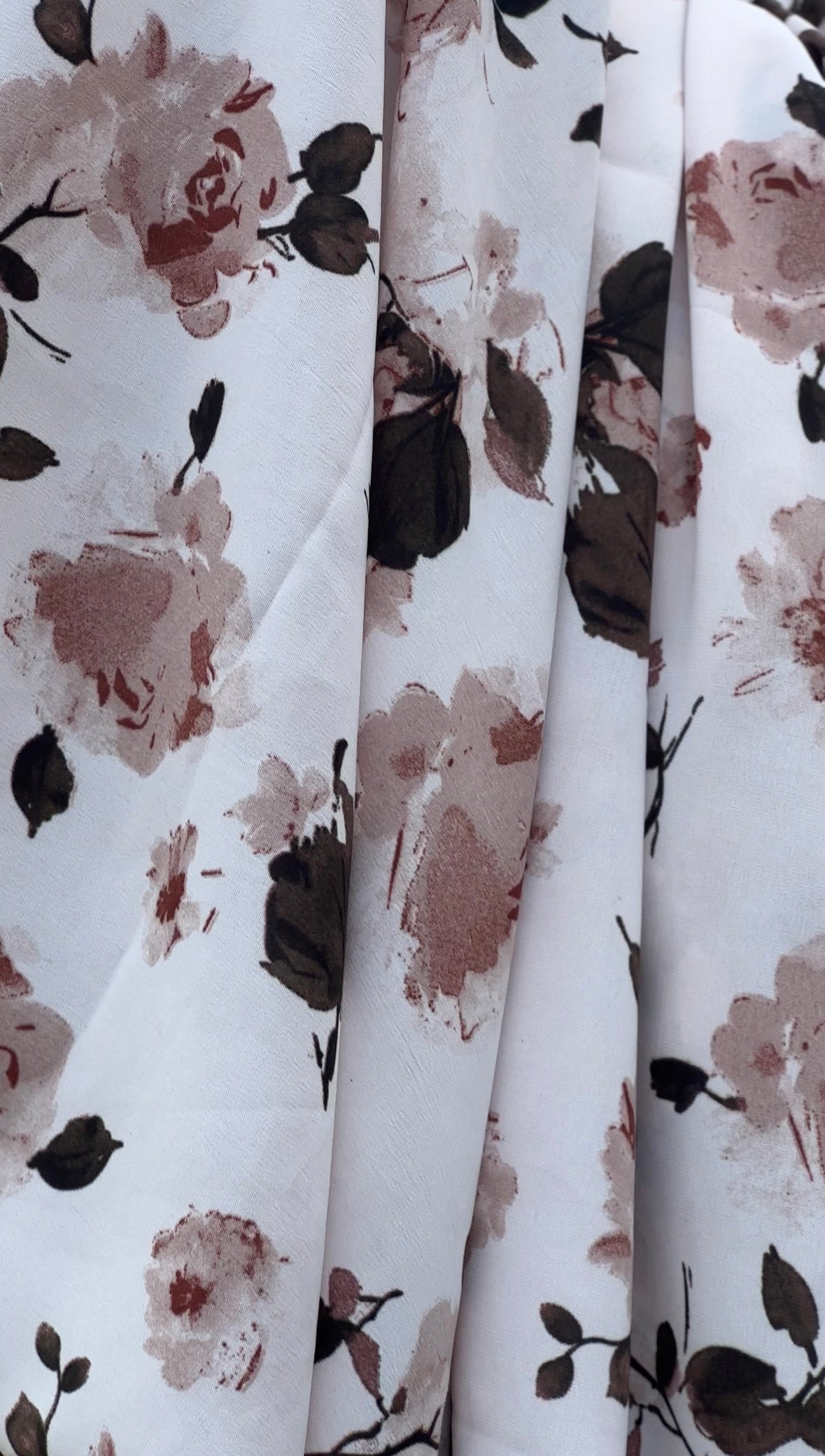 BLUSH & BLOOM CLOSED ABAYA