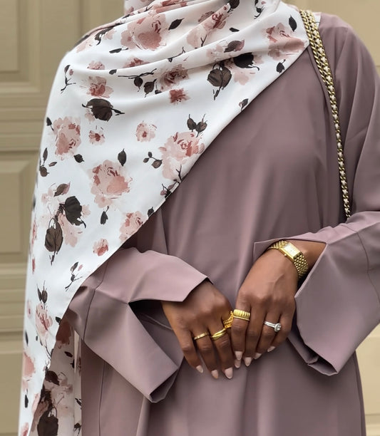 BLUSH & BLOOM CLOSED ABAYA